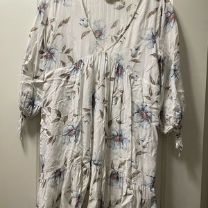 Floral White V-Neck Dress